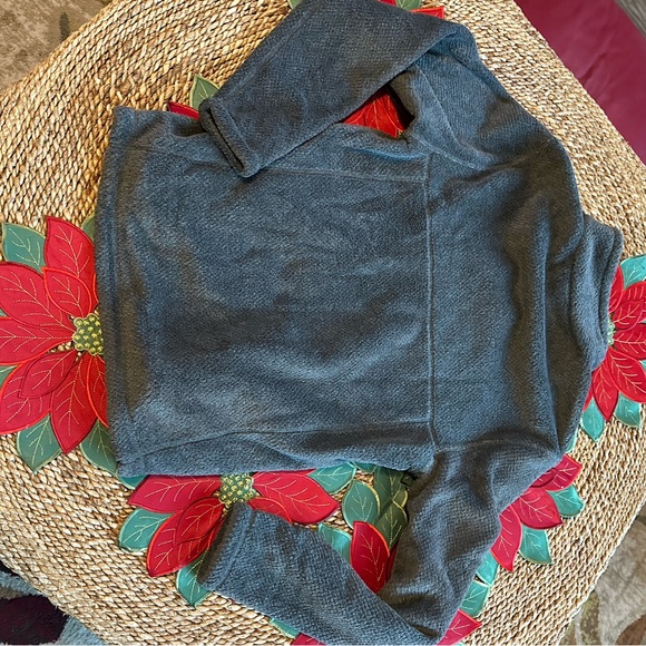 Patagonia Charcoal Fleece Outerwear size medium - Picture 3 of 7
